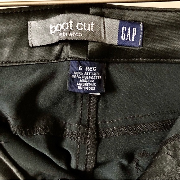 Like NEW Festive & Versatile Gap Black Satin Stretch Bootcut Pants in Size 6Reg - Picture 3 of 3